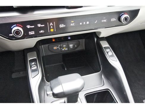 Used 2026 Kia Sorento S w/ S Panoramic Sunroof Package FWD image 30