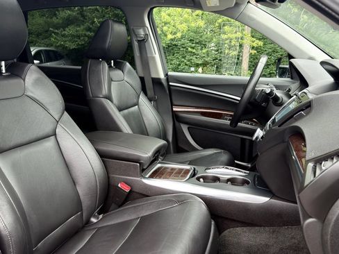 Used 2020 Acura MDX SH-AWD image 25