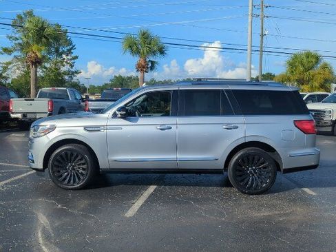 Used 2021 Lincoln Navigator Reserve w/ Luxury Package image 8
