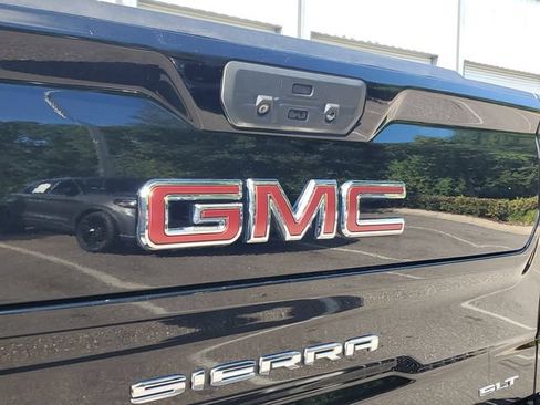 Used 2021 GMC Sierra 1500 SLT w/ SLT Premium Plus Package RWD image 6