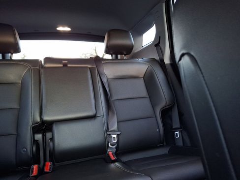 Certified 2024 GMC Terrain SLT w/ LPO, Floor Liner Package image 20