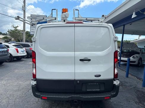 Used 2015 Ford Transit 250 130 Low Roof RWD image 4