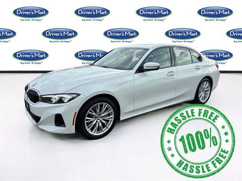 Used 2023 BMW 330i xDrive Sedan w/ Premium Package AWD/4WD image 3