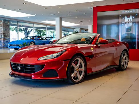 Used 2022 Ferrari Portofino M RWD image 4