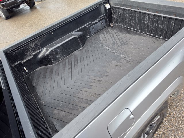 Used 2023 Toyota Tacoma SR5 AWD/4WD image 22