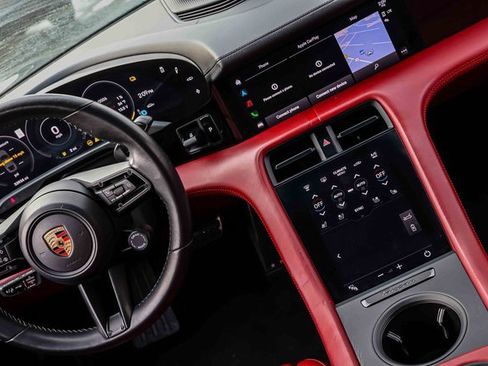 Used 2020 Porsche Taycan Turbo image 19