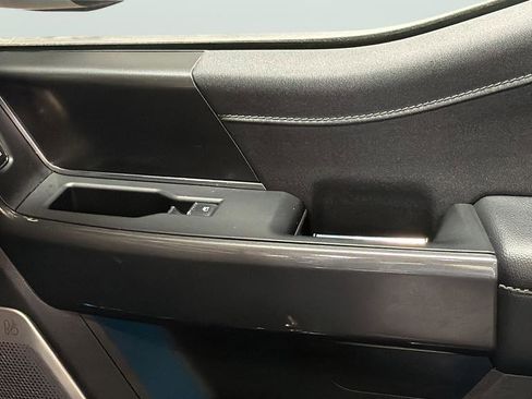 Used 2022 Ford F150 Lariat w/ Equipment Group 502A High image 17