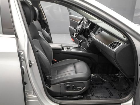 Used 2017 Genesis G80 3.8 w/ Option Group 03 image 40