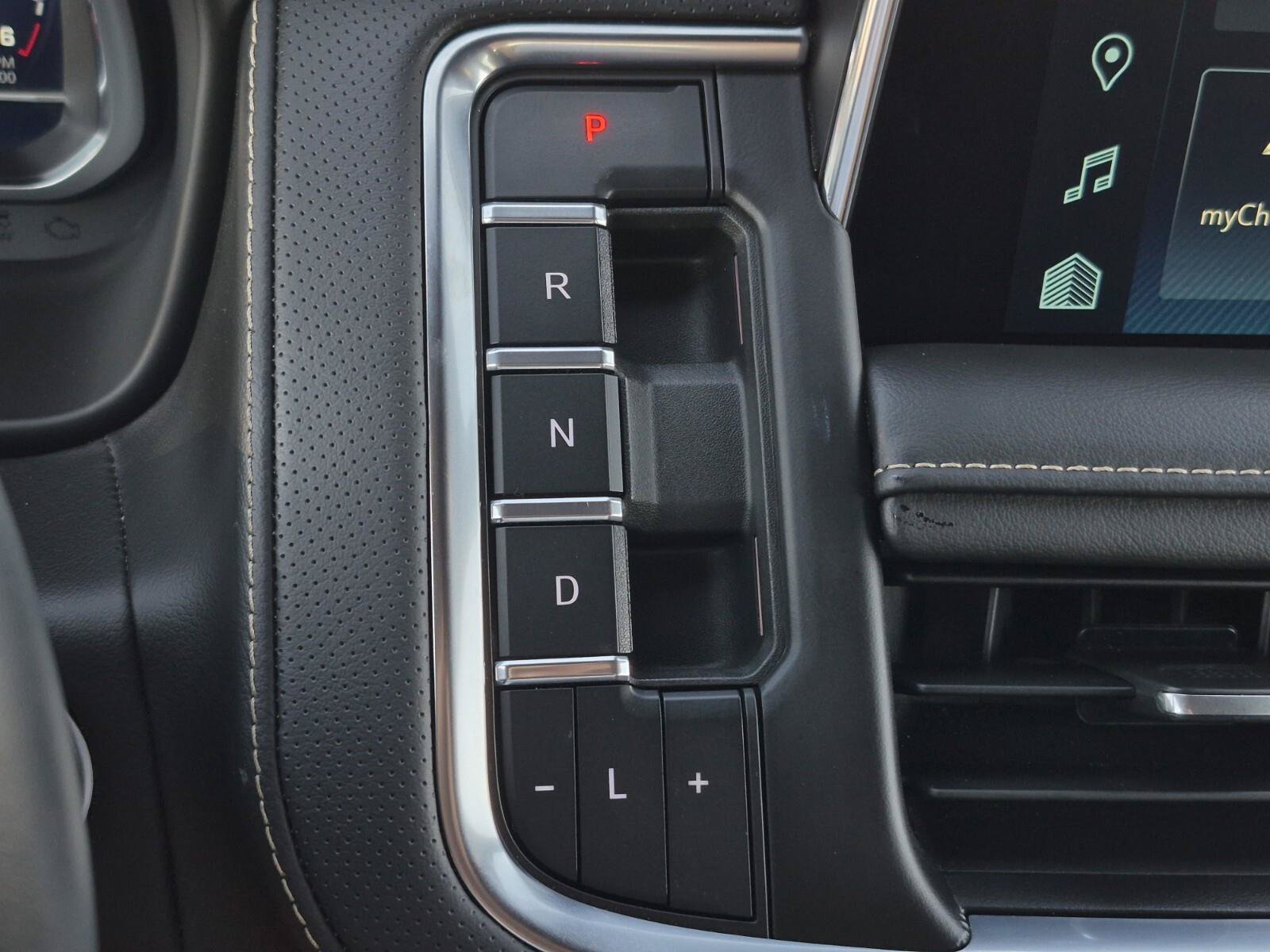 Used 2023 Chevrolet Tahoe Premier w/ Texas Edition RWD image 31