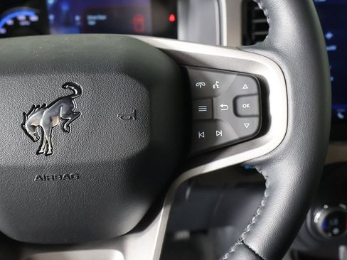 Used 2024 Ford Bronco Wildtrak image 39