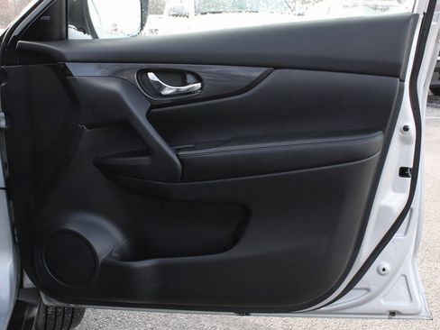 Certified 2019 Nissan Rogue SL image 22