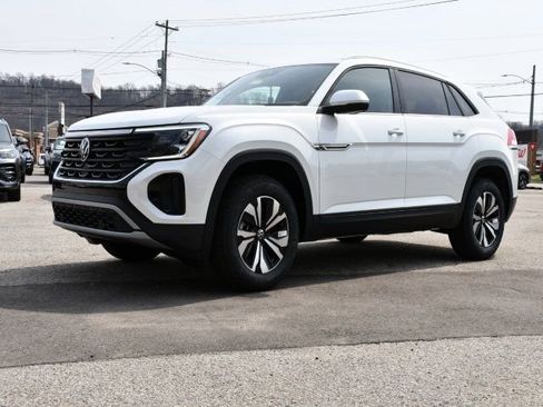 New 2026 Volkswagen Atlas Cross Sport SE AWD/4WD image 3