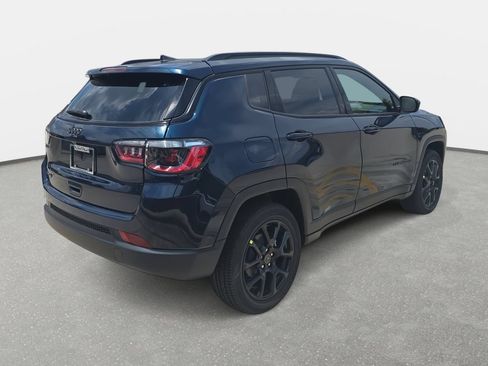 New 2026 Jeep Compass Latitude AWD/4WD image 5
