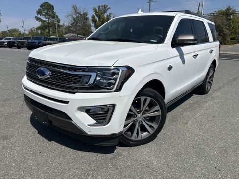 Certified 2020 Ford Expedition King Ranch RWD image 3
