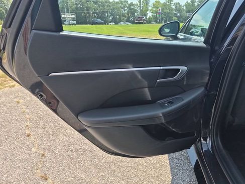 Used 2025 Hyundai Sonata SEL FWD image 28