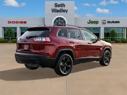 Used 2019 Jeep Cherokee Latitude Plus image 7