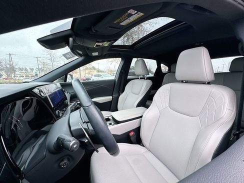 Used 2024 Lexus RX 350 Premium image 11