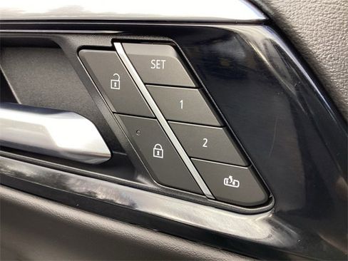 Used 2025 Chevrolet Tahoe High Country w/ Sun And Tow Package image 30