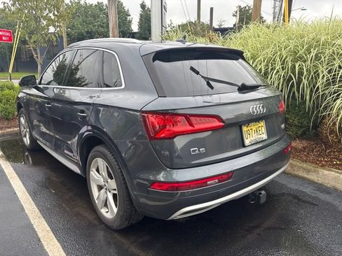 Used 2018 Audi Q5 2.0T Premium Plus w/ Premium Plus Package AWD/4WD image 7