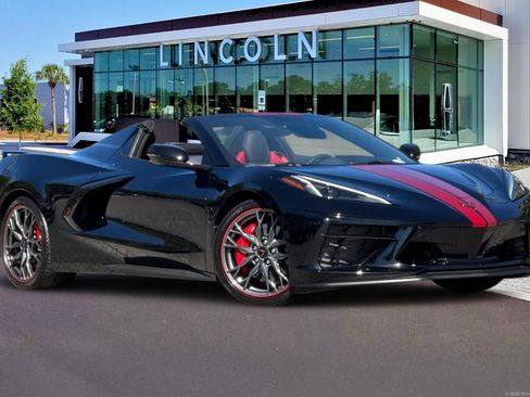 Used 2023 Chevrolet Corvette Stingray Preferred Conv w/ Z51 Performance Package RWD image 2