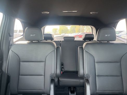 New 2026 Buick Enclave Sport Touring w/ Power Package image 23