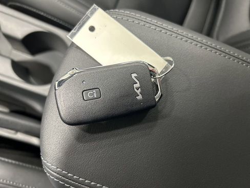 New 2026 Kia Seltos EX image 22