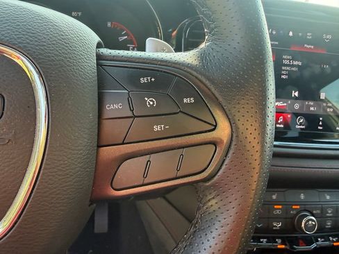 Used 2025 Dodge Durango GT AWD/4WD image 19