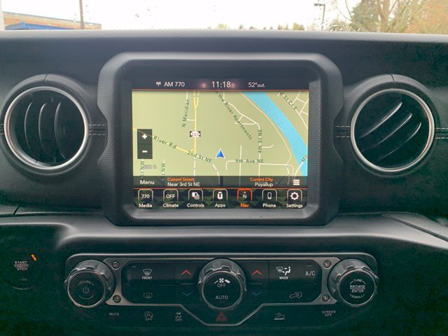 Used 2022 Jeep Wrangler Unlimited Sahara AWD/4WD image 14