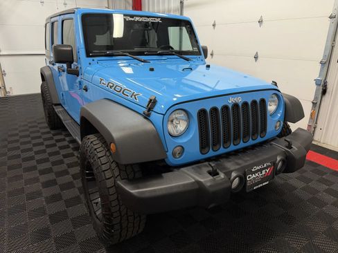 Used 2018 Jeep Wrangler Unlimited Sport S AWD/4WD image 10