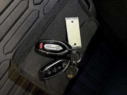 Used 2024 Lamborghini Urus Performante image 28