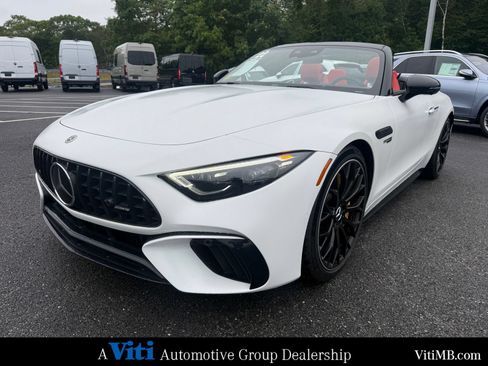 Certified 2022 Mercedes-Benz SL 55 AMG 4MATIC image 5