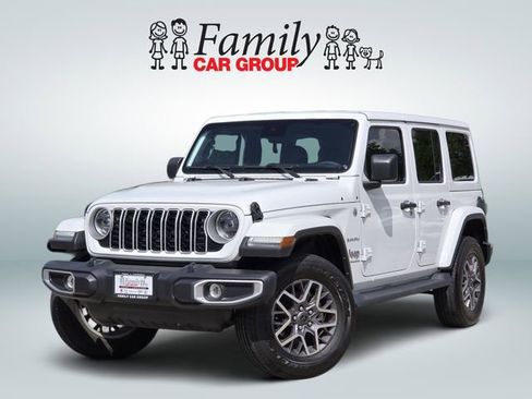Used 2024 Jeep Wrangler Sahara AWD/4WD image 1