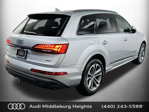 Certified 2025 Audi Q7 2.0T Premium w/ Convenience Plus Package AWD/4WD image 7