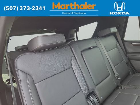 Used 2025 Chevrolet Tahoe LT AWD/4WD image 17