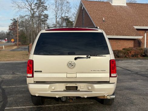 Used 2006 Cadillac Escalade 2WD image 5