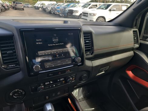 Used 2023 Nissan Frontier PRO-4X w/ Technology Package AWD/4WD image 22
