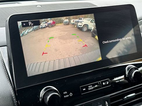 Used 2024 Nissan Armada SV w/ Cargo Package AWD/4WD image 20