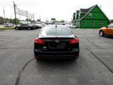 Used 2018 Ford Focus SE image 6