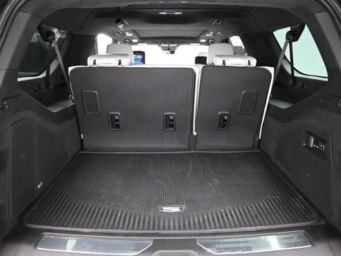 Used 2026 Cadillac Escalade ESV Platinum Sport w/ LPO, ONYX Package AWD/4WD image 22
