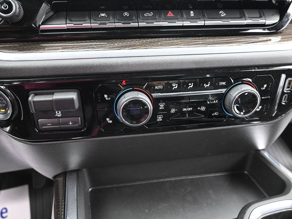 Used 2025 Chevrolet Silverado 1500 LT Trail Boss AWD/4WD image 11