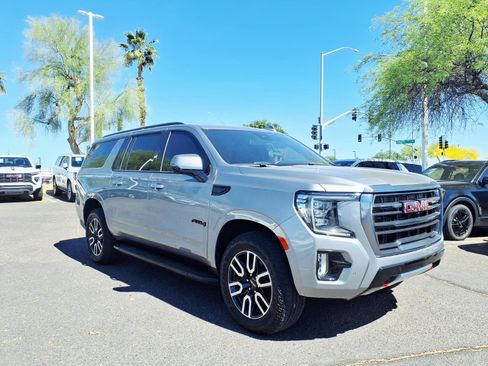 Certified 2024 GMC Yukon XL AT4 w/ Technology Package AWD/4WD image 3