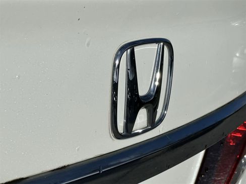 Used 2013 Honda Civic EX-L image 9
