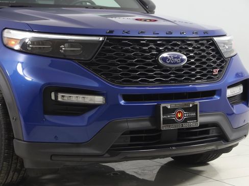 Used 2020 Ford Explorer ST w/ Premium Technology Package image 43