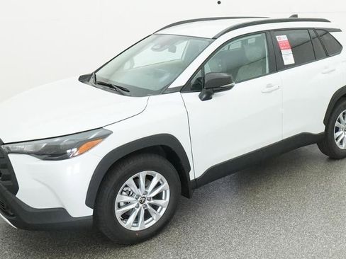 New 2026 Toyota Corolla Cross LE image 1