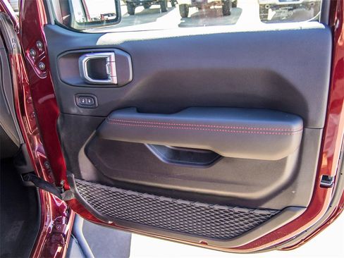 Used 2021 Jeep Gladiator Rubicon image 22