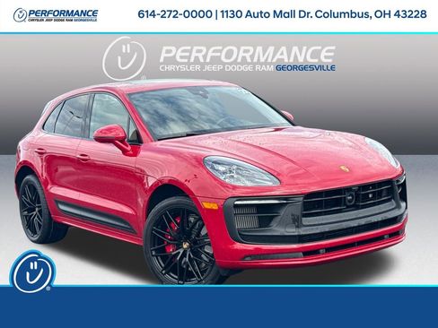 Used 2022 Porsche Macan GTS image 1