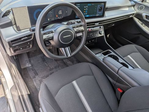 Used 2025 Hyundai Sonata SEL FWD image 16