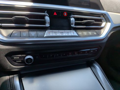Used 2022 BMW 430i Convertible w/ M Sport Package RWD image 18