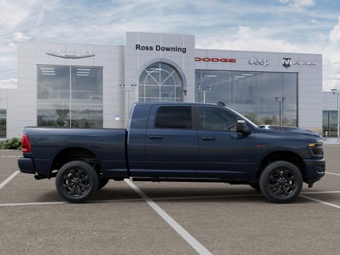 New 2026 RAM 2500 Laramie AWD/4WD image 21