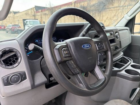Used 2021 Ford E-350 and Econoline 350 Super Duty w/ Power Windows & Locks Group image 21